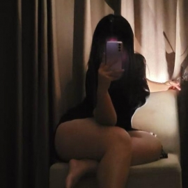 00后白虎小美女