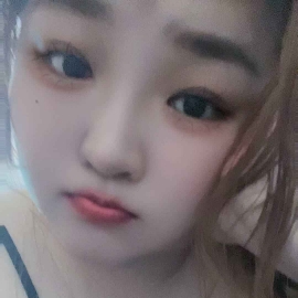胖胖女孩