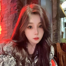 时尚御姐玉体打卡记