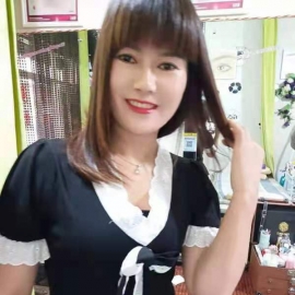 云南昆明火车站附近